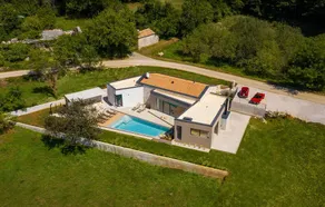 Villa ZEL - Image 2