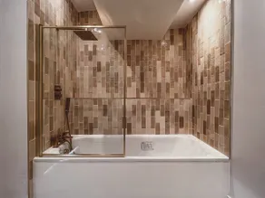 Home at Highgrove - Private Garden & Parking - Image 4