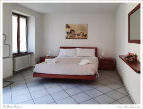 \"Casa Alice\" large private garden- lake and mountains- free WiFi - Image 2