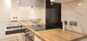 Luxury Flat: Big Balcony, Gym, Wifi, & Kitchen - Image 5