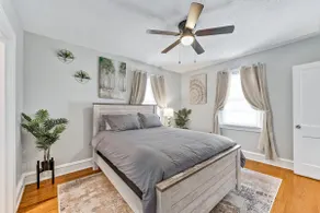City Bliss: Stylish 1BR Escape - Image 5