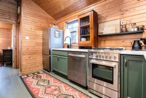 Walk 2 Lake/Shops | Hot Tub | King Bed | Fireplace - Image 2