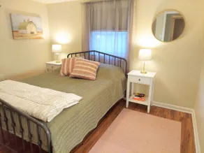 The Comfy Classy Cottage in Boalsburg - Image 4