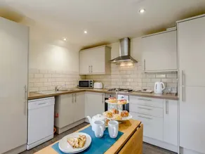 Pheasant's Roost Cottage - The Lazy Buzzards - Image 3