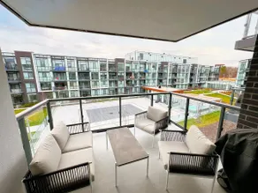 Stunning 1BR w Pool ~ Free Parking & Self Check-In - Image 3