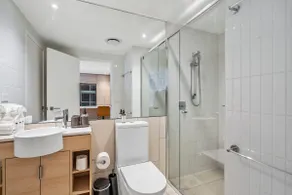 Madison @ Avani - Image 5