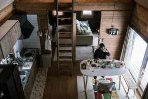 domo + Mori House Biei Forest Hut - Image 3