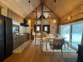 domo + Mori House Biei Forest Hut - Image 2