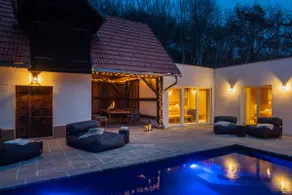 Traminer house with heated pool - Image 5