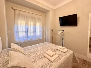 Fabulous Azacayas City Center Apartment - Image 4