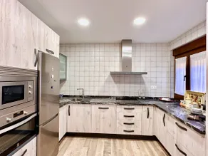 Fabulous Azacayas City Center Apartment - Image 5