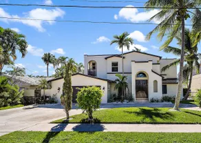 Waterfront Palm Beach Villa w Pool, Near Beaches! - Image 5
