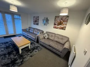 Modern TownHouse - 3 bed 2.5 bath 2 Private Gated Parking - Image 5