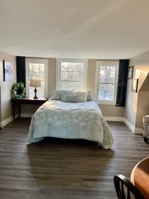 Tavern - Charming Loft - Image 2