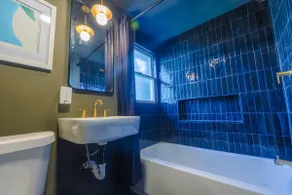 Spacious Guest House in the Heart of the Heights - Image 4