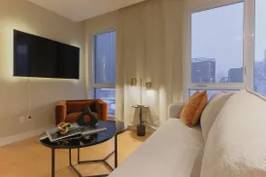 Luxury 2BR w/Panoramic View | Walk to Old Port - Image 4