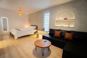 Trendy STuDIO w/Private Patio 10 miles from Disney - Image 5