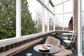 Spacious Modern New Listing - Image 5