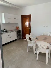 Charming villa on the Bourgo Mall side - Image 2
