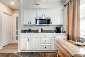 The Suite Spot – Budget-Friendly & Fully Equipped - Image 3