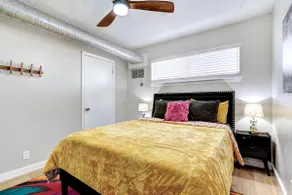 Condo with Pool on 6th st! 8 minutes to DKR! - Image 3