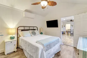 The Sol Shack! 2 BR + grill and full kitchen! - Image 5