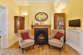 Windsor/Legoland/Ascot charming 3BR home in centre - Image 2