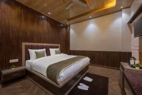 The Farm View 4BD Premium Farm Stay, Kasauli Hills - Image 4