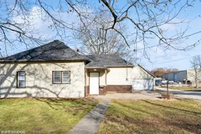 Charming Home in Indianola - Image 2