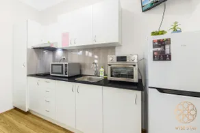 Studio | Long Stays | Near Carlingford Court - Image 4