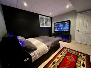 Maison des Coeurs - Beautiful basement apartment - Image 4