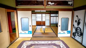 Limited to 1 group per day ”Hojouzu” entire house rental | Historic old house with a fishing port right in front - Image 3