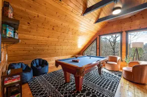 Smoky Summer Escape•3BR Cabin•15 min to Dollywood - Image 3