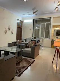 Spacious Tranquil Haven - Image 3