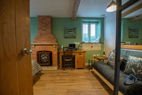Stanwick Studio, cosy country studio, sleeps 4, parking, wifi - Image 4