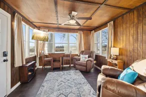 Cozy Diamond Lake Cottage! - Image 3