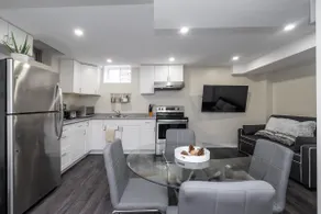 Private basement apartment - Image 2