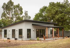 ”Bundaleer Views” by Halls Gap Accommodation - Image 3