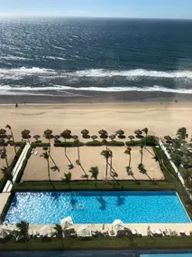 Luxury Ocean View Apartment 15th Floor - Image 5