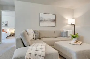Near I29 & I94 - 4BR Spacious - Pack n Play -Games - Image 5