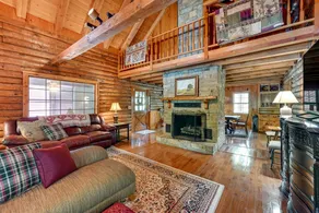 Creekside Cabin - Image 5