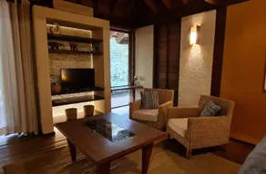 Bungalow in Ecological Refuge - Image 2