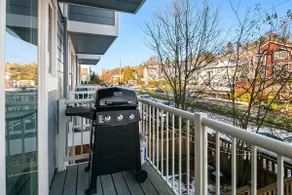 Chic Seattle getaway-Stadiums/Grill/Firepit/Beach - Image 4