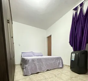 House near the airport - Image 2