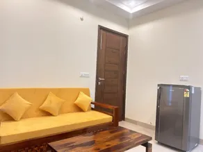 Peaceful 1BHK Stay Close to Artemis & Medanta. - Image 3