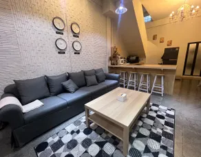 4 Bedroom House with Beautiful Rooftop near BTS Ekkamai - Image 5