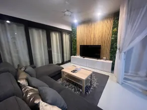 4 Bedroom House with Beautiful Rooftop near BTS Ekkamai - Image 3