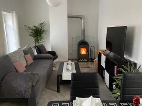 Central - with fireplace and terrace - Image 2