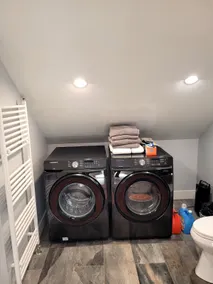 2 Bedroom Apartment-VT Getaway - Image 4