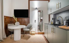 Limehome Vitoria Palacio de los Álava-Velasco - Image 3